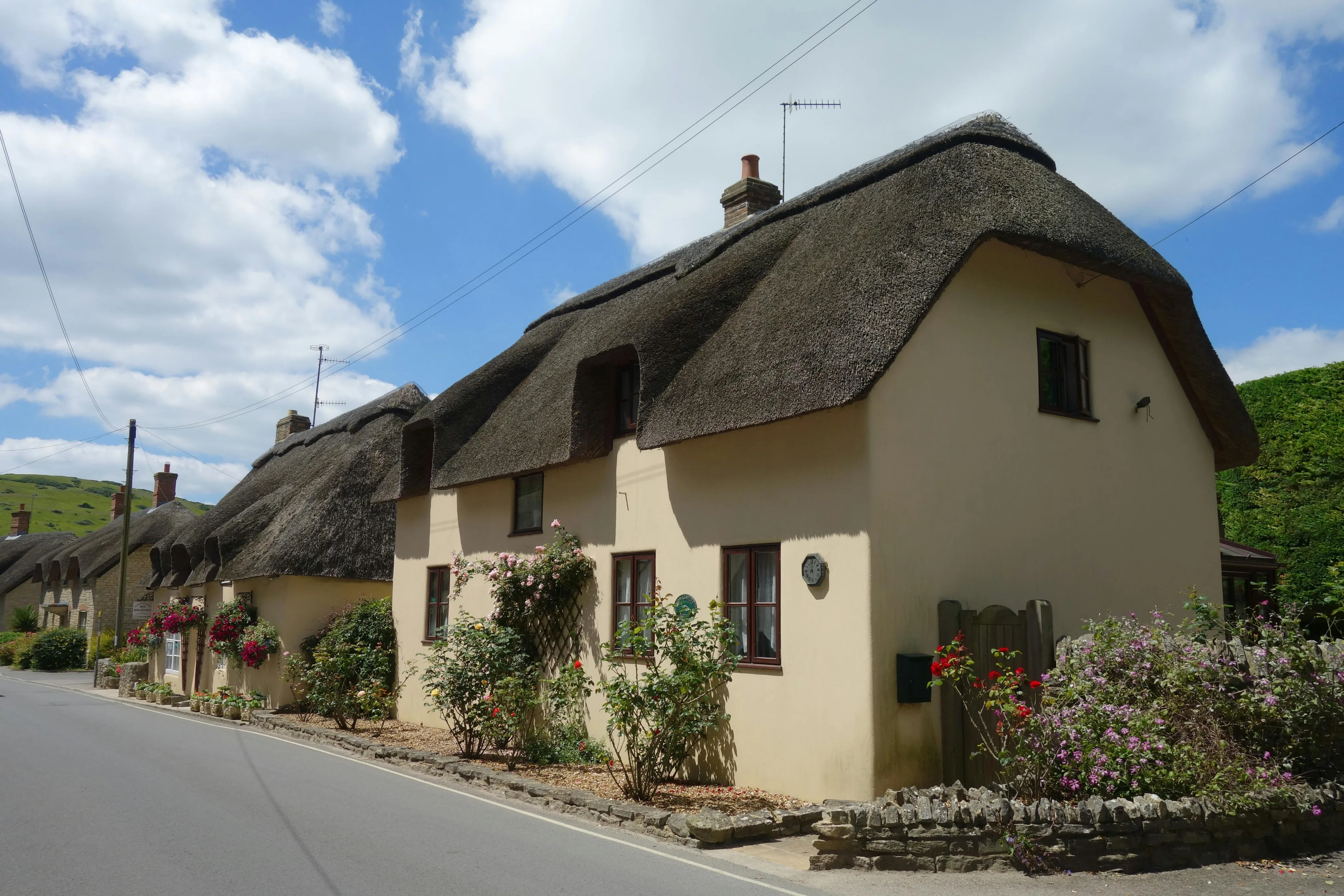 Cotswolds thatched cottages